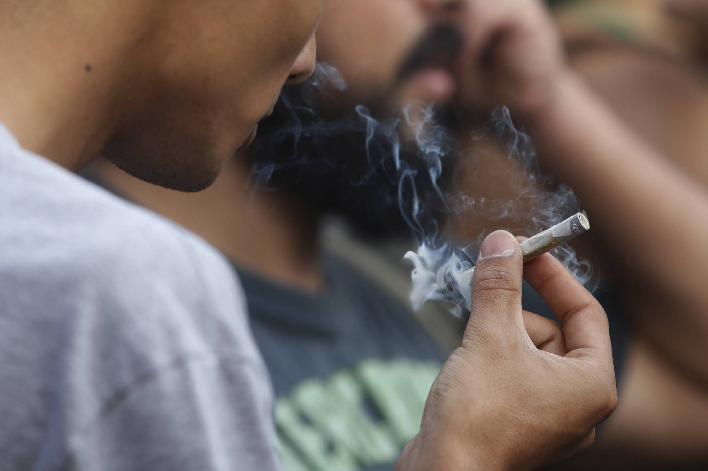 Conselho pode votar nova política de drogas sem debate público
